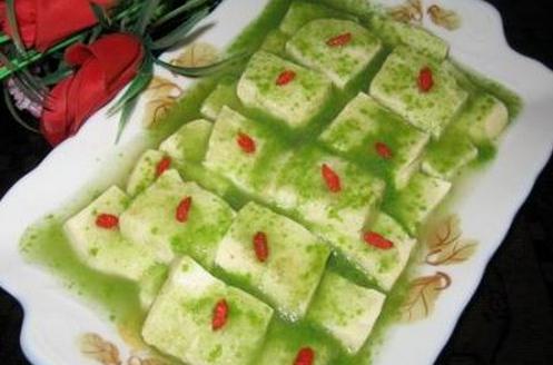 教你在家制作美味的翡翠杞玉豆腐-八楼集
